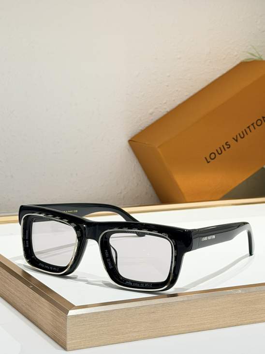 Picture of Louis Vuitton Sunglasses _SKUfw76276911fw